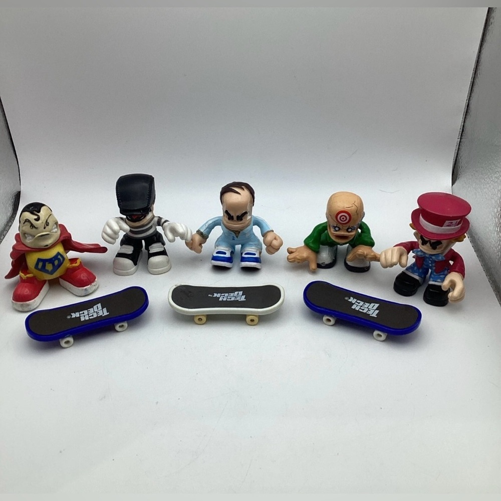 Tech Deck World Industries Flameboy Figures X 5 With 3 Skateboards